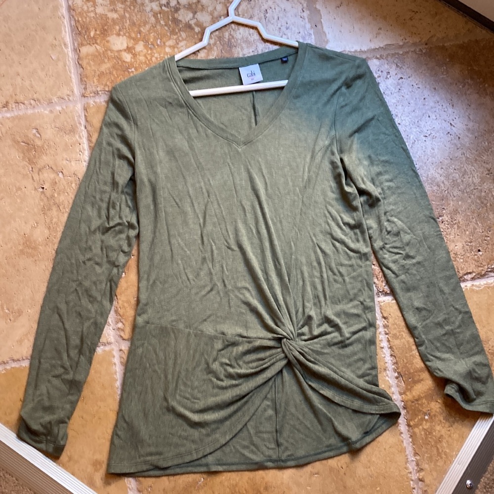 Cabi xs olive green Long sleeve women’s shirt super soft